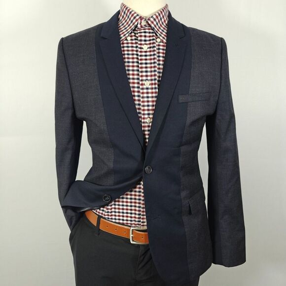 H&M Men's Sport Coat Blazer Two Button Charcoal Gray Polyester Blend‎ SLIM 40R